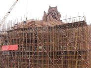 违规！1.7亿建成，1.55亿搬走，湖北斥巨资建造的58米关公像被拆除