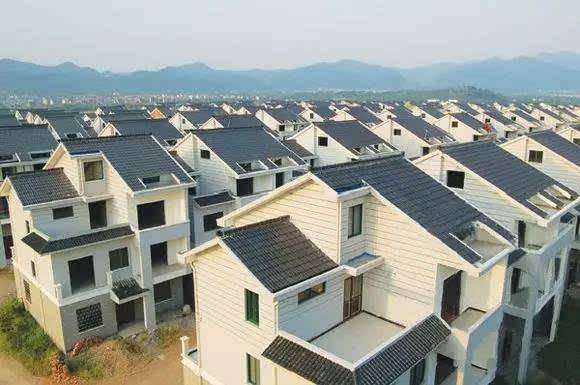 贫困户拆房赔偿什么时候下来