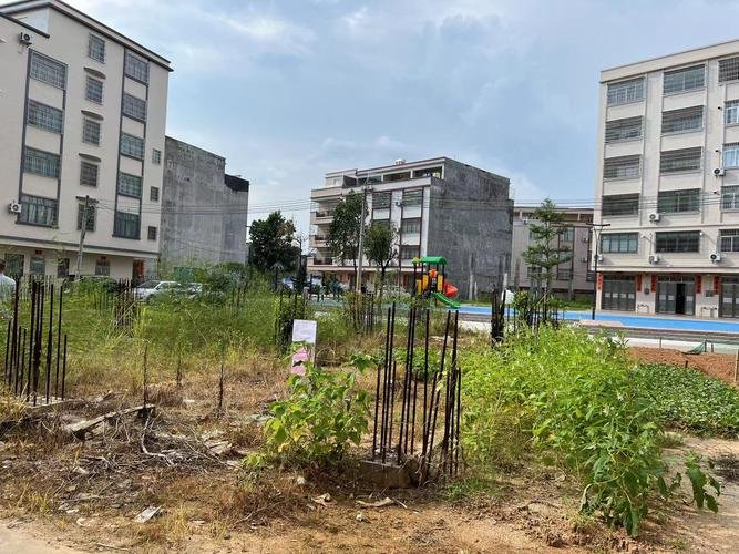 江西城镇住宅及公用设施用地征收，被征收人可否拒绝搬迁？