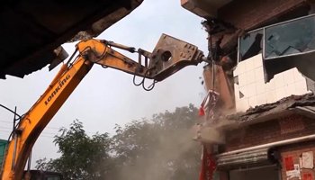 买的房子是违法建筑,遭遇以下强拆还能维护自己合法权益吗? 买的房子是违法建筑,遭遇以下强拆还能维护自己合法权益吗?